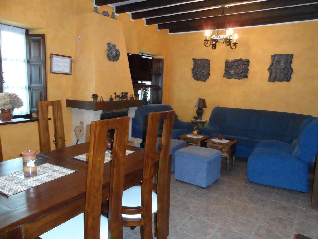 Casa El Campu Guest House Infiesto Exterior photo